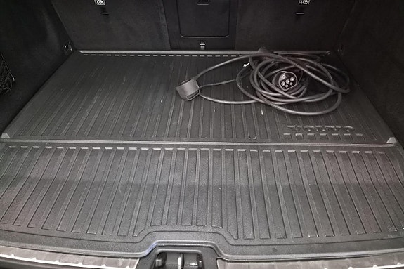 Volvo XC60 13 of 23