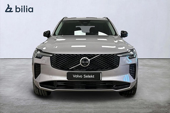 Volvo XC90 7 of 30