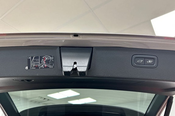 Volvo XC90 22 of 30