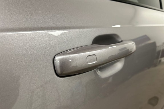 Volvo XC90 27 of 30
