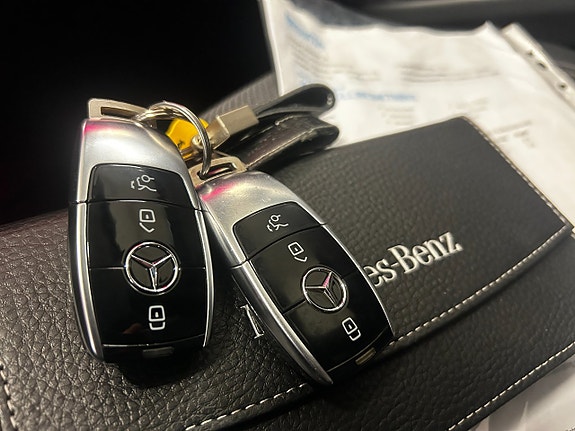 Mercedes-Benz E 220 d 29 of 30