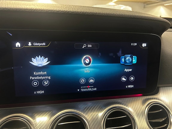 Mercedes-Benz E 220 d 25 of 30