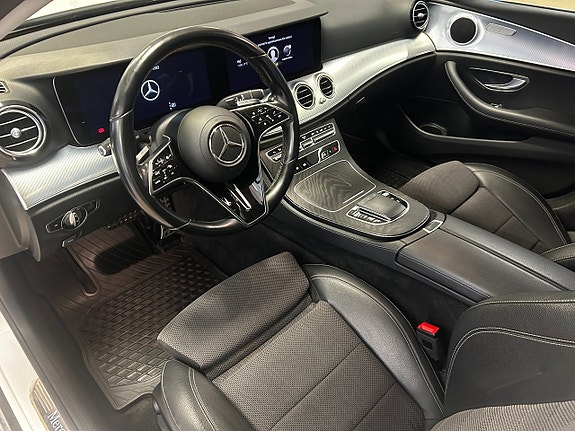 Mercedes-Benz E 220 d 2 of 30