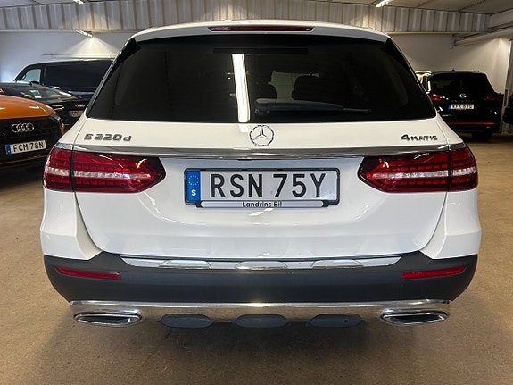 Mercedes-Benz E 220 d 7 of 30