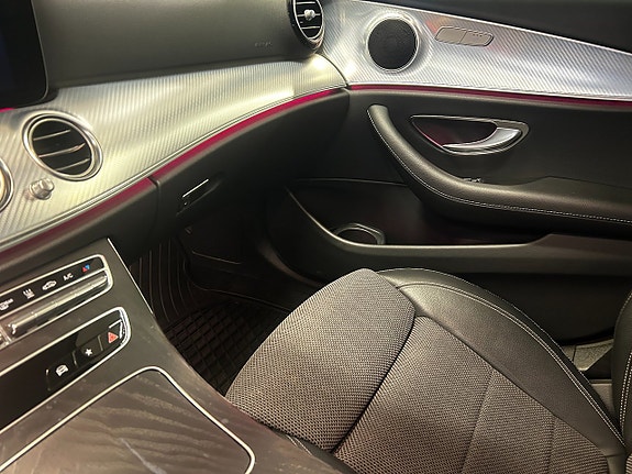 Mercedes-Benz E 220 d 18 of 30