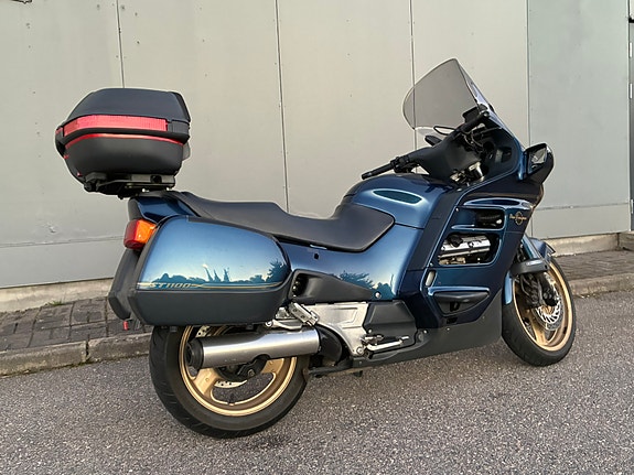 Honda ST1100 Pan-European, Besiktad , CarPlay , Nya däck 3 of 14