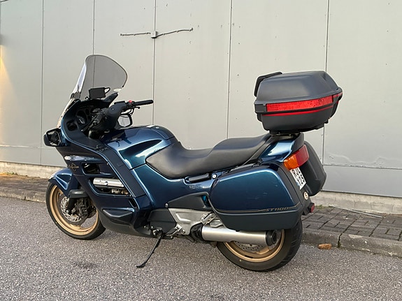 Honda ST1100 Pan-European, Besiktad , CarPlay , Nya däck 6 of 14