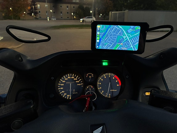 Honda ST1100 Pan-European, Besiktad , CarPlay , Nya däck 14 of 14