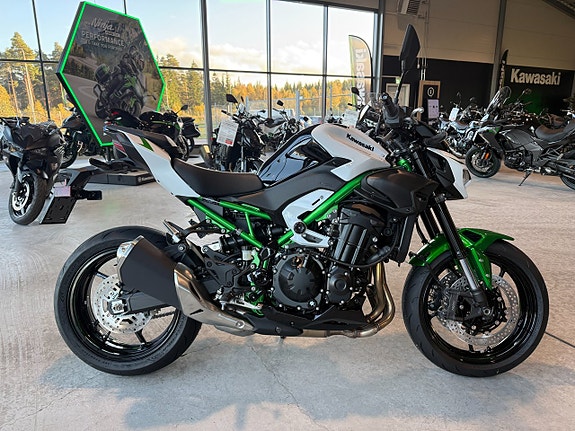 Kawasaki Z900 - 2027 - Köp Online 14 of 14