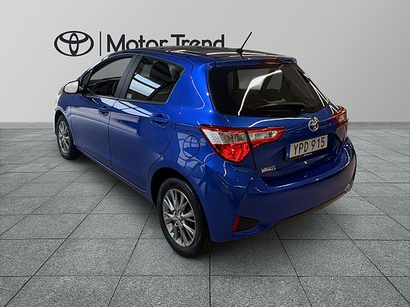 Toyota Yaris 2 of 20