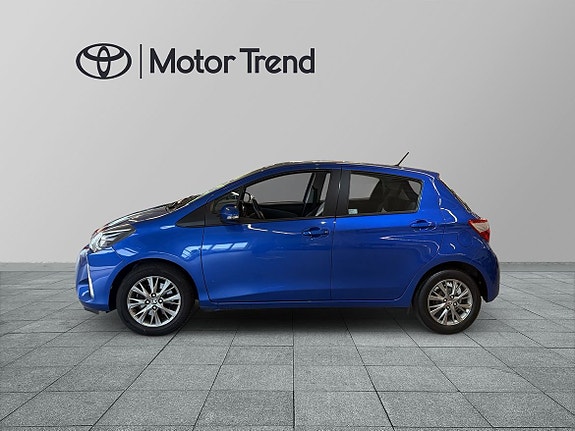 Toyota Yaris 3 of 20