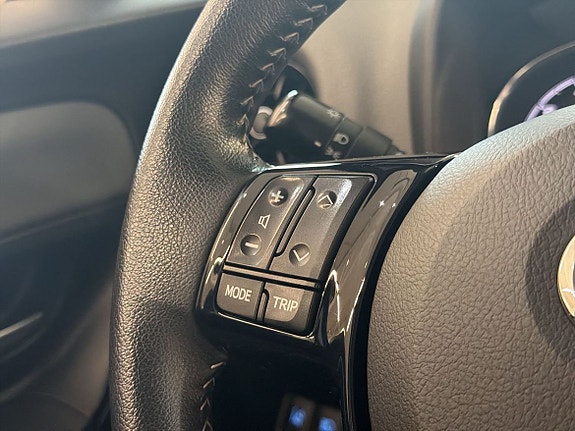 Toyota Yaris 15 of 20
