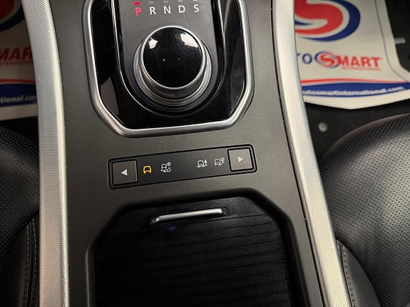 Land Rover Range Rover Evoque 18 of 23