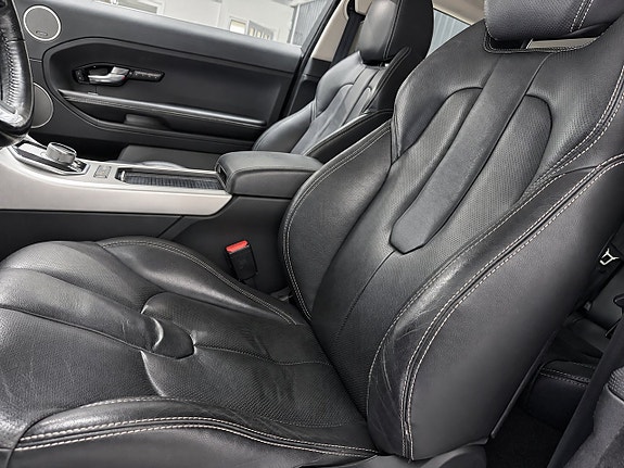 Land Rover Range Rover Evoque 14 of 23