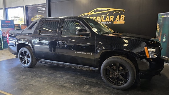 Chevrolet Avalanche 10 of 20