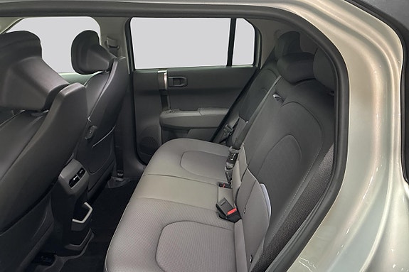 Kia EV3 11 of 16