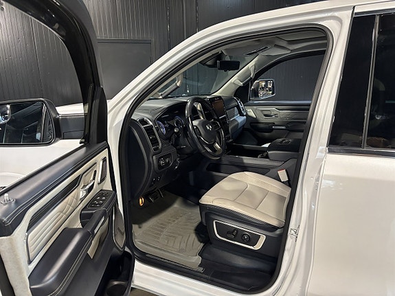Dodge RAM 1500 7 of 25