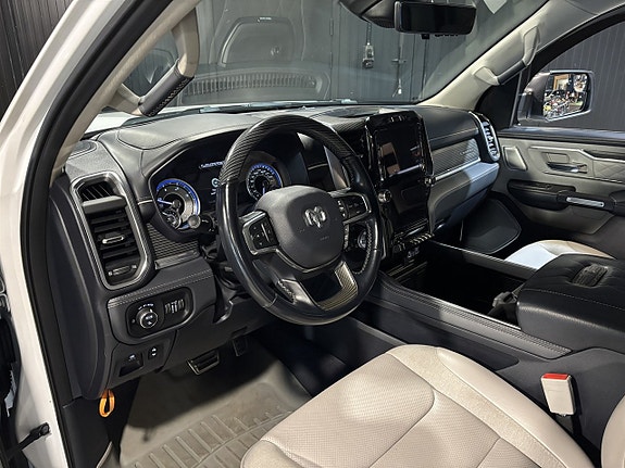 Dodge RAM 1500 8 of 25