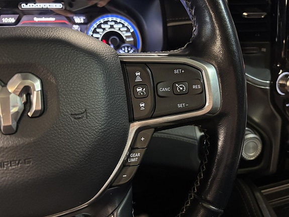 Dodge RAM 1500 17 of 25