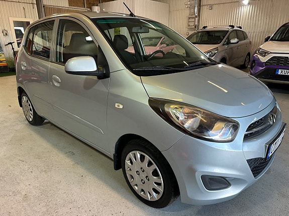 Hyundai i10 3 of 10