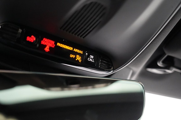 Volvo S90 24 of 29