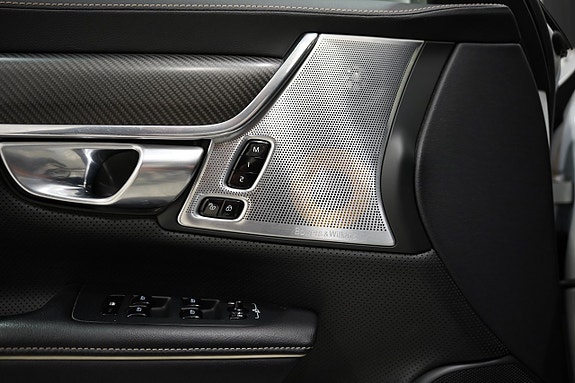 Volvo S90 9 of 29