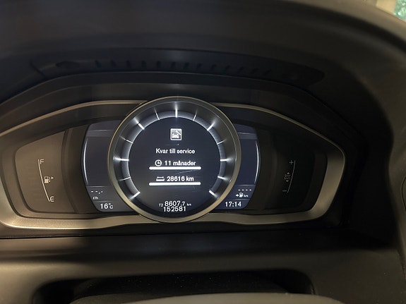 Volvo XC60 12 of 12
