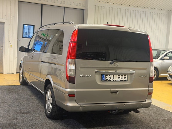 Mercedes-Benz Viano 4 of 19