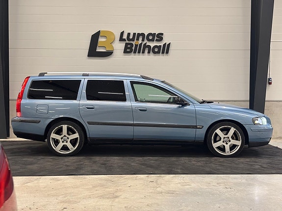 Volvo V70 6 of 21