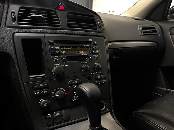 Volvo V70 14 of 21