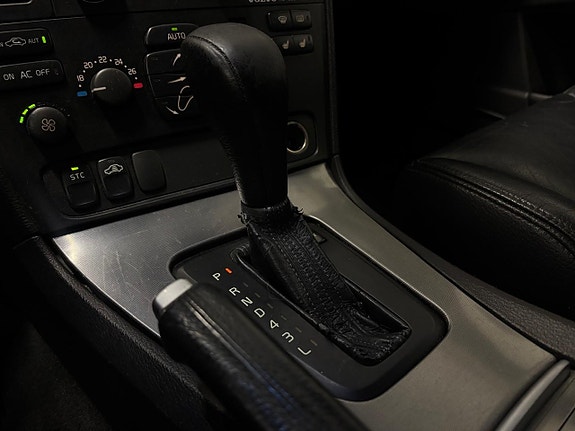 Volvo V70 15 of 21