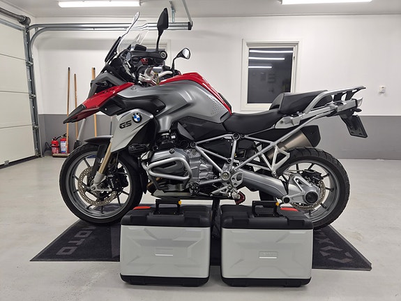 BMW R 1200 GS LC 4 of 8