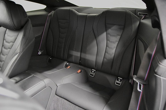 BMW M850i 22 of 27