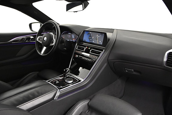 BMW M850i 18 of 27