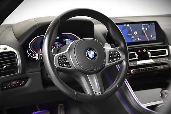 BMW M850i 13 of 27