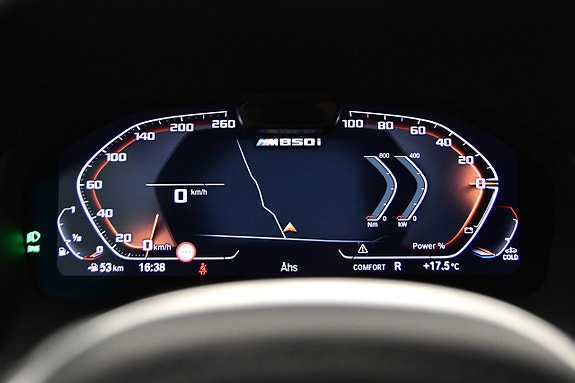 BMW M850i 26 of 27