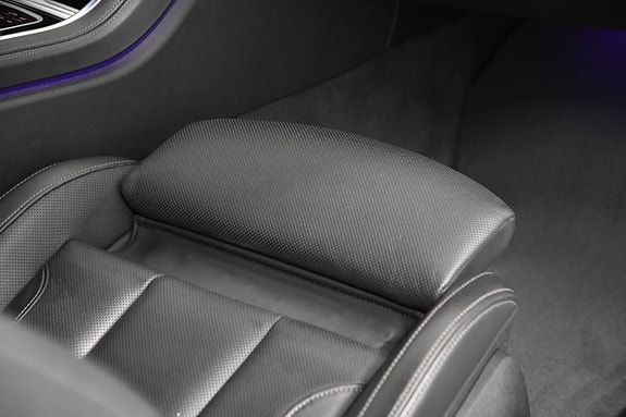 BMW M850i 21 of 27