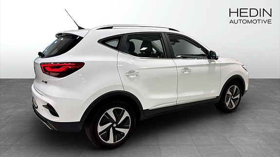 MG ZS EV 2 of 9