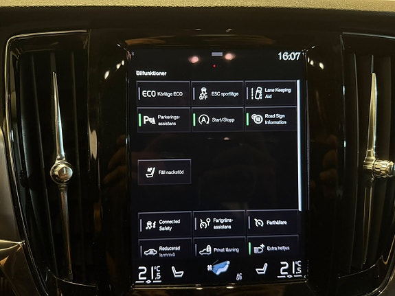 Volvo V90 16 of 21