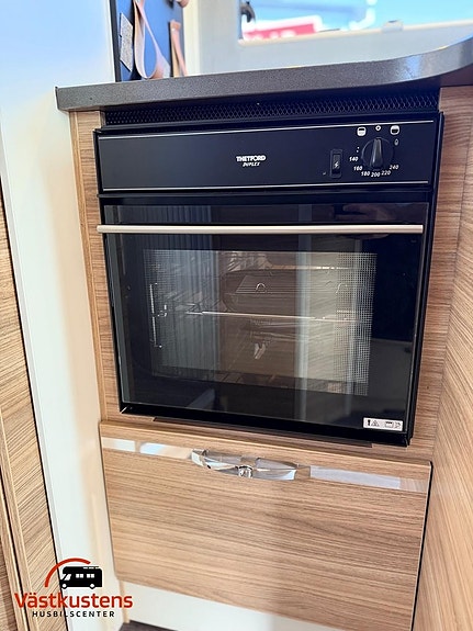 Adria Matrix M 670 SC / 4400 kg / AC Bodel 11 of 25