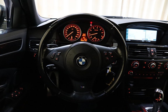 BMW 530i 18 of 28