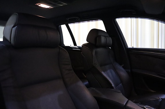BMW 530i 27 of 28