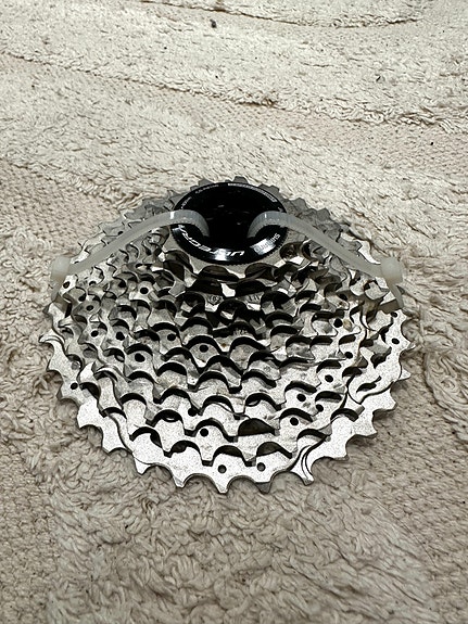 Product image 1 of 6