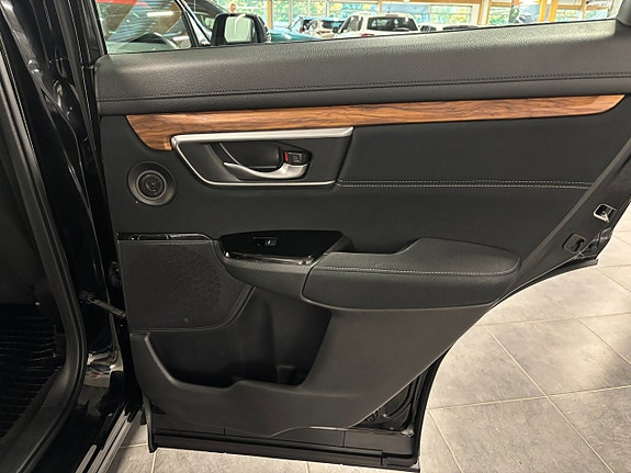 Honda CR-V 14 of 15