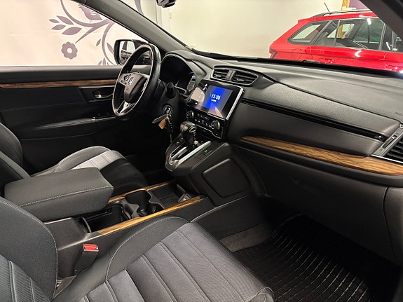 Honda CR-V 9 of 15