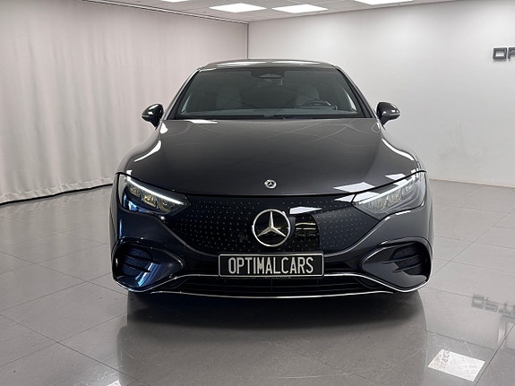 Mercedes-Benz EQE350 23 of 24