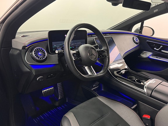 Mercedes-Benz EQE350 15 of 24
