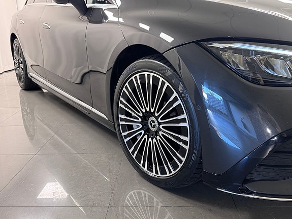 Mercedes-Benz EQE350 5 of 24