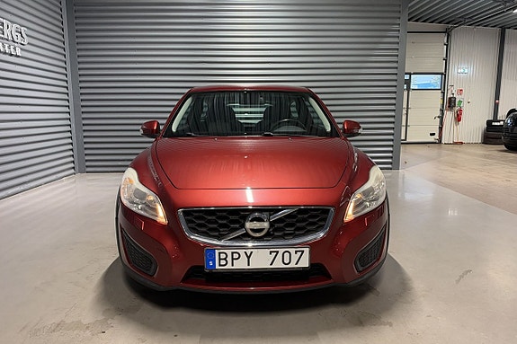 Volvo C30 2 of 16