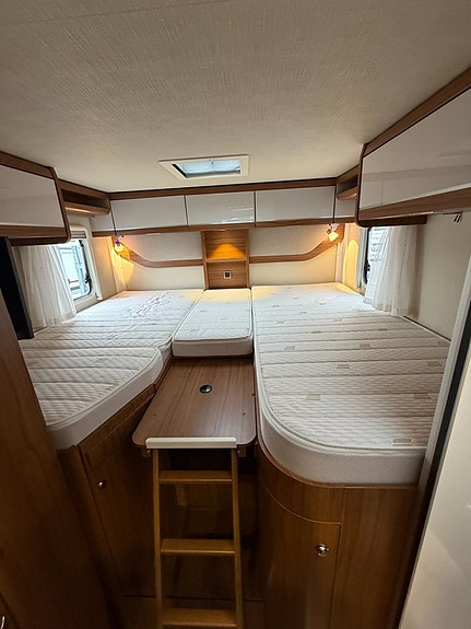 Hymer T 678 CL 60 Edition! Långbädd! Får köras på B-kort! 12V Fläkt! Låga mil! Stort garage! 10 of 21